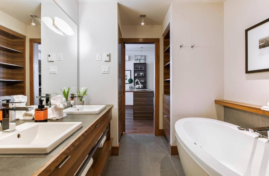 Suites Sur Lac Superieur-Mont-Tremblant Ngoại thất bức ảnh